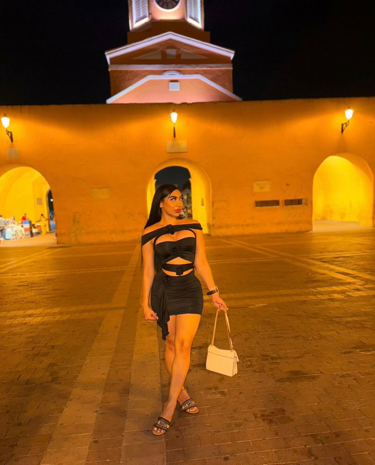 d63fe4af-89c1-4584-9dcc-b74c812fdde9